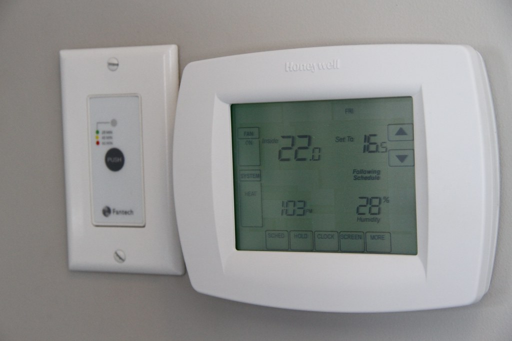 reset honeywell thermostat